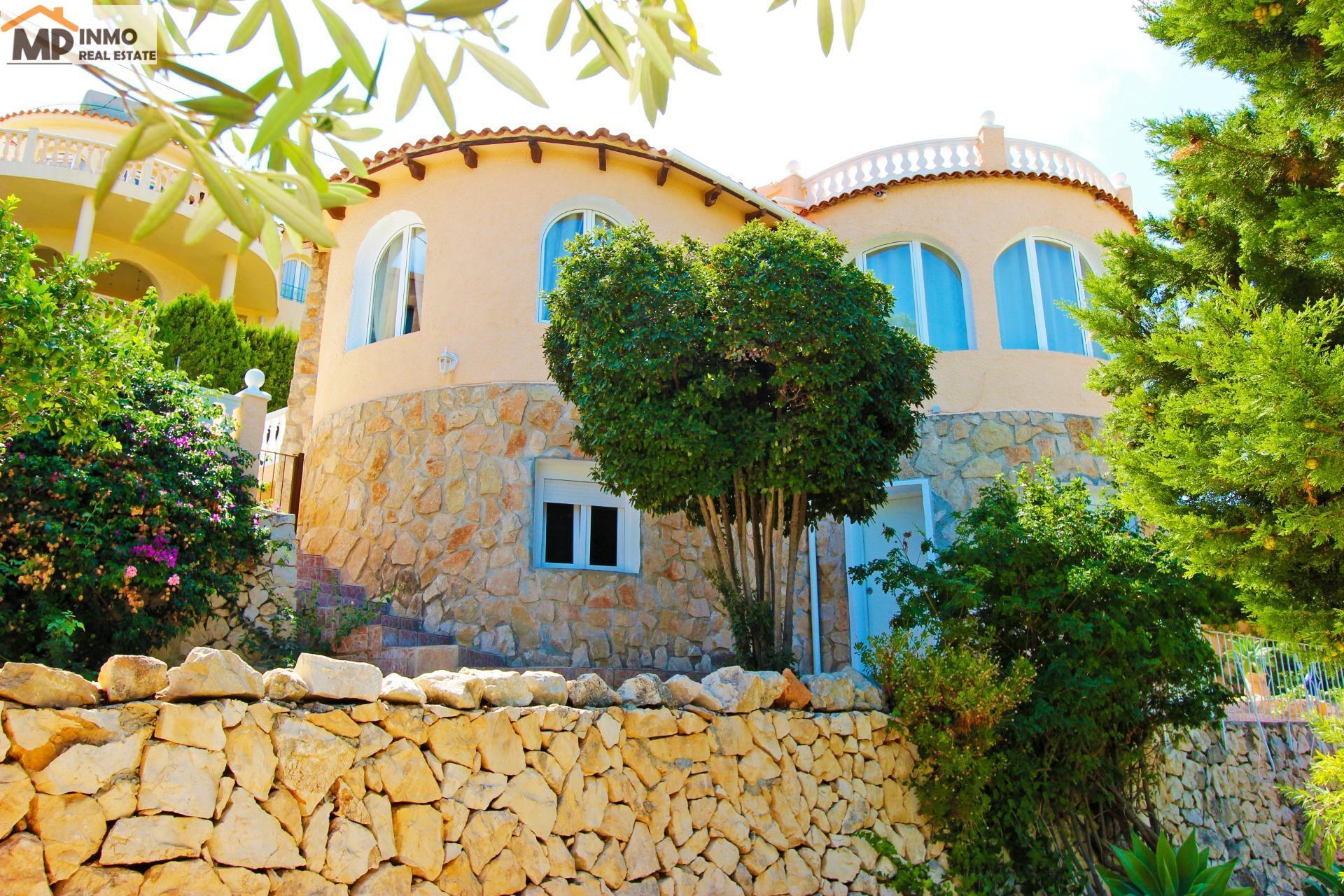 Cosy villa with spectacular views in Maryvilla, Calpe