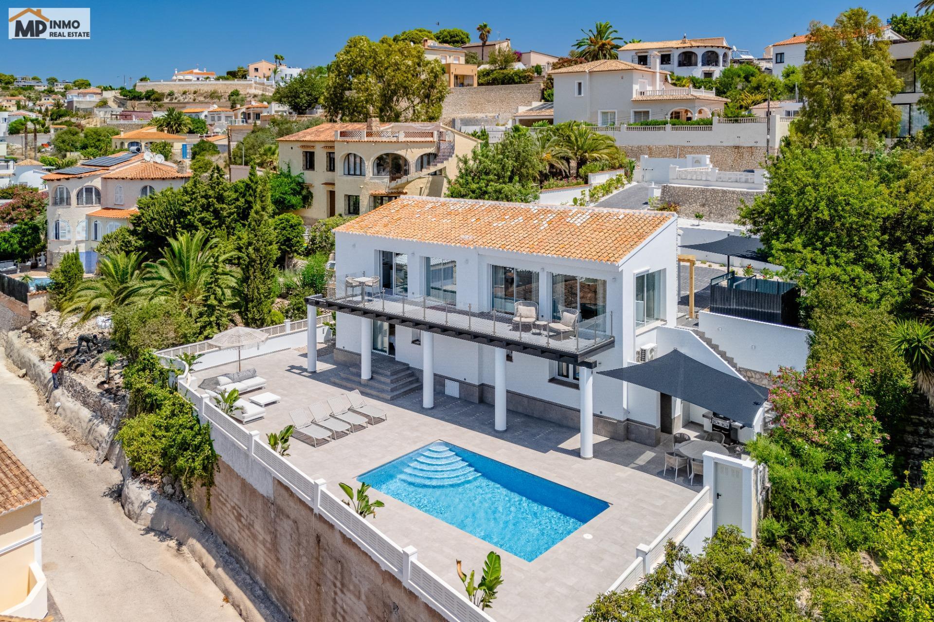 Exclusive contemporary villa with sea views in Calpe
