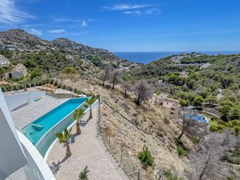 Villa de primera calidad con impresionantes vistas al mar en Altea Hills