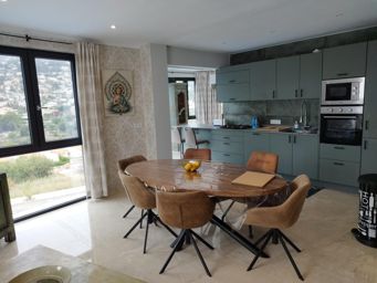 Completely renovated villa with sea views in Calpe