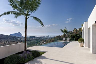 Villa de Lujo en Calpe con Piscina Privada y Vistas al Peñón de Ifach