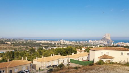 Grand terrain à Cucarres avec vue sur la mer, Calpe