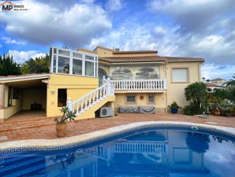 Beautiful villa in the quiet residential area of Ortenbach, Calpe
