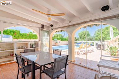 Magnifique villa avec appartement indépendant et vue sur le Peñón de Ifach