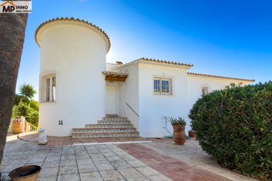 Magnifique villa avec appartement indépendant à Benissa Costa
