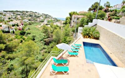 Villa Fanadix in Calpe: modernes Design, Meerblick und Komfort