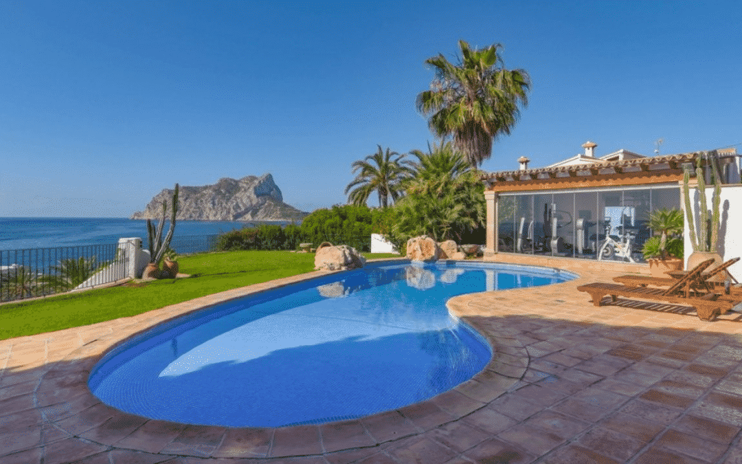 Suchen Sie ein Haus in Calpe zum Verkauf? MP Villas macht es Ihnen leicht