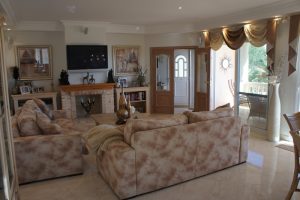 Wohnzimmer der Luxusvilla in Calpe, Cucarres Bereich