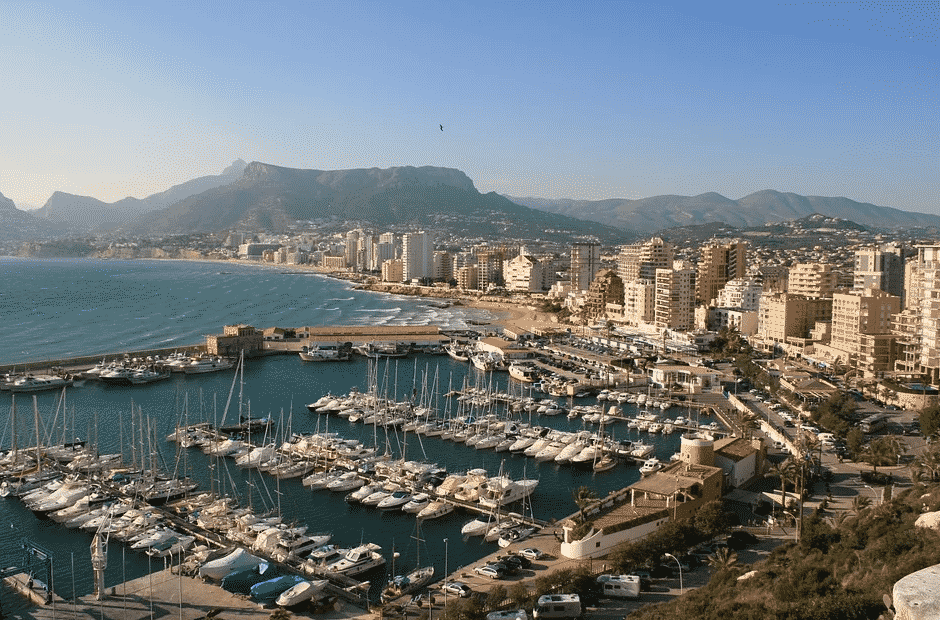 Discover why now is the best time to buy a house in Calpe